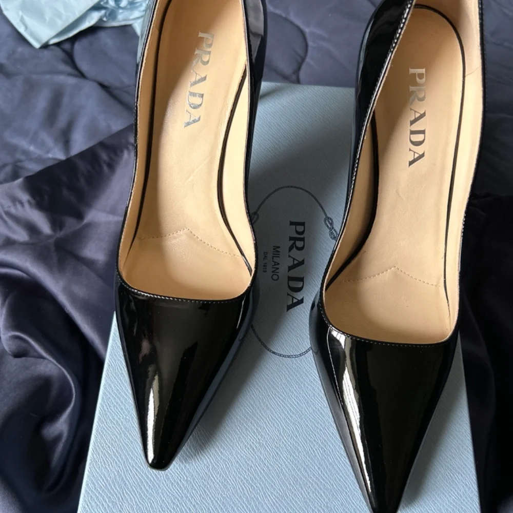 Prada Shoes - Picture 3 of 4